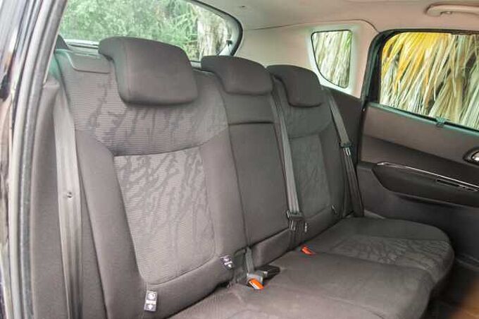Peugeot 3008 ES - SUV5 1.6 HDi FAP 110 EU4, Sport Pack, 2009 - 2011