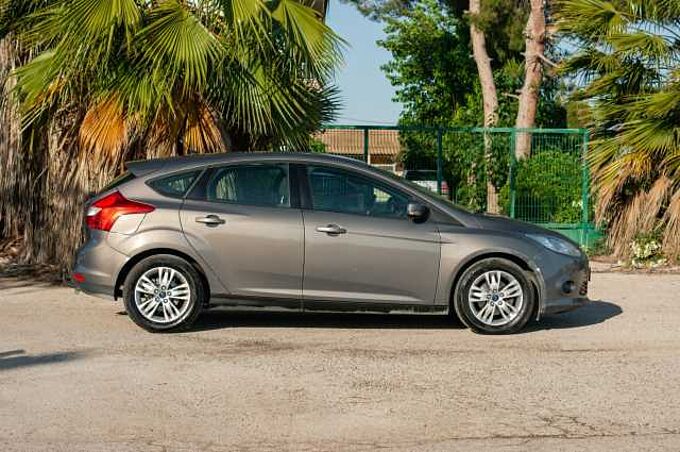 Ford Focus ES - Ber5 1.6 TDCi DPF EU5, Trend, 2011 - 2015