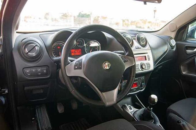 Alfa Romeo MiTo ES - Ber3 1.3 JTDM 16V EU5, Distinctive, 2009 - 2013