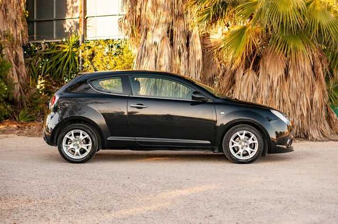 Alfa Romeo MiTo ES - Ber3 1.3 JTDM 16V EU5, Distinctive, 2009 - 2013