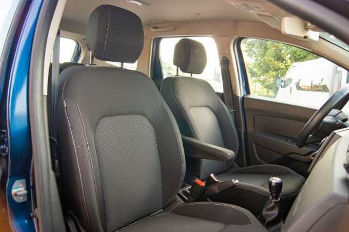 Dacia Duster ES - SUV5 1.2 TCe 125 EU6, Comfort 2WD, 2017 - 2018