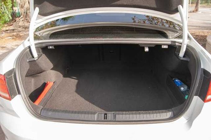 Volkswagen Passat ES - BerS4 1.6 TDI BlueMotion Tech. EU6, Advance, 2014 - 2018