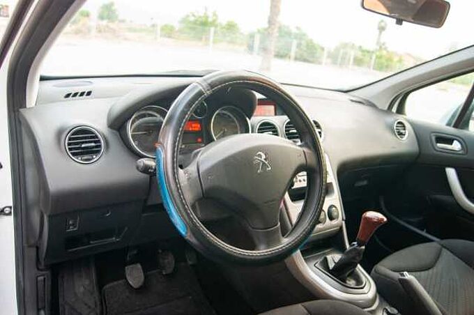 Peugeot 308 ES - Ber5 1.6 HDi FAP 90/92 EU5, Access, (Facelift) 2011 - 2013
