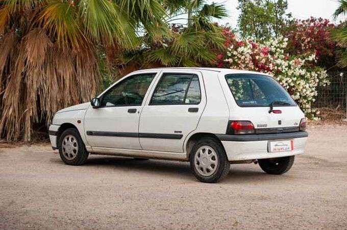 Renault CLIO 1.2 60 CAMPUS