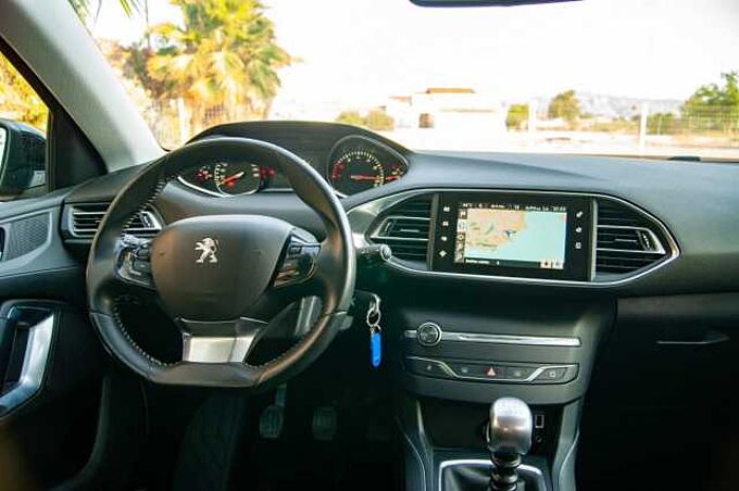 Peugeot 308 ES - Ber5 1.2 e-THP/PureTech 130 EU6, Allure S&S, 2014 - 2017