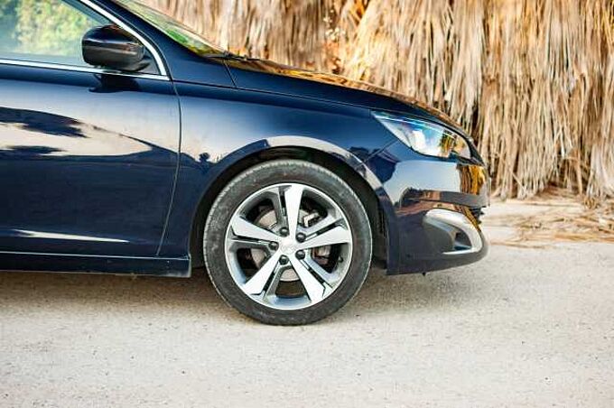 Peugeot 308 ES - Ber5 1.2 e-THP/PureTech 130 EU6, Allure S&S, 2014 - 2017