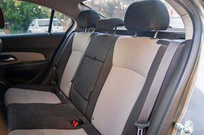 Chevrolet Cruze ES - BerS4 1.6 EU5, LS+, 2012 - 2012