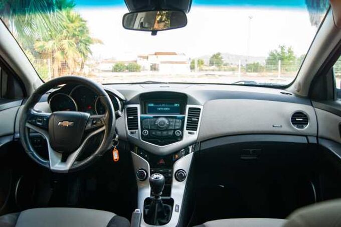 Chevrolet Cruze ES - BerS4 1.6 EU5, LS+, 2012 - 2012