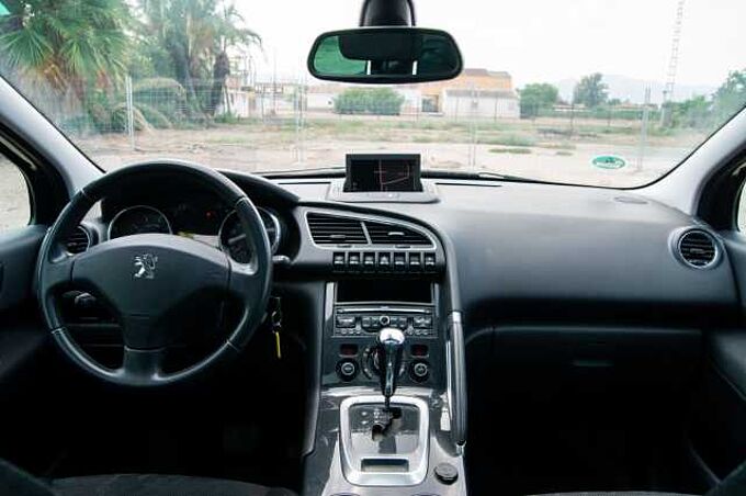 Peugeot 3008 ES - SUV5 1.6 THP 155 EU5, Premium, 2009 - 2011