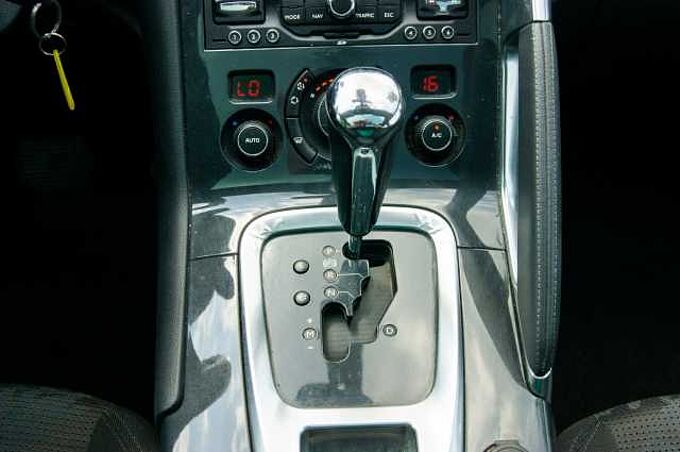 Peugeot 3008 ES - SUV5 1.6 THP 155 EU5, Premium, 2009 - 2011