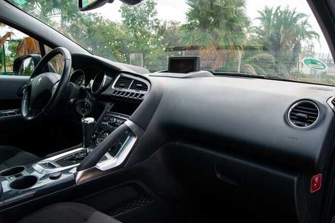 Peugeot 3008 ES - SUV5 1.6 THP 155 EU5, Premium, 2009 - 2011