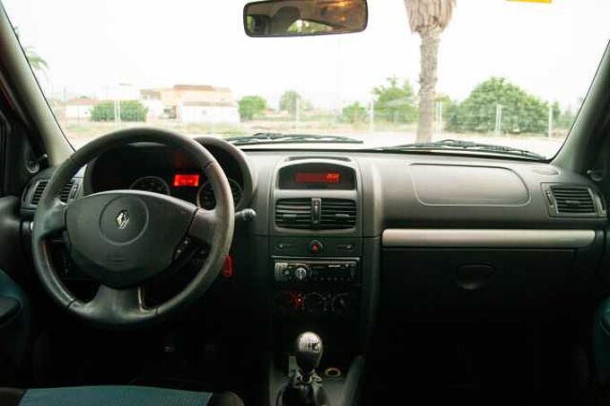 Renault clio campus 1.2 75