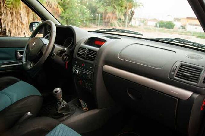 Renault clio campus 1.2 75