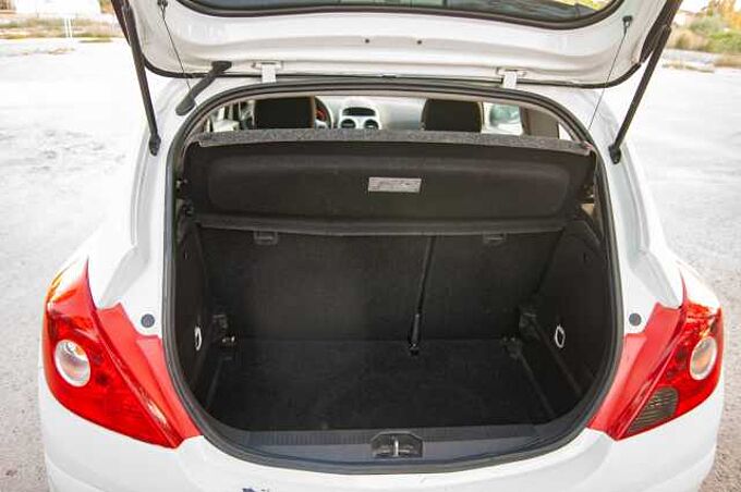 Opel Corsa ES - Ber3 1.4, CMon, 2008 - 2010