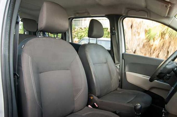 Dacia Lodgy ES - Mon5 1.5 dCi 110 eco² EU5, Laureate ( 5 asientos ), 2012 - 2016