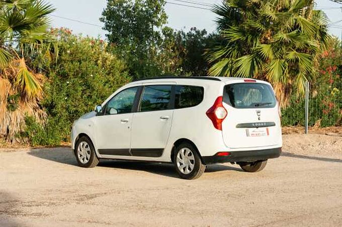 Dacia Lodgy ES - Mon5 1.5 dCi 110 eco² EU5, Laureate ( 5 asientos ), 2012 - 2016