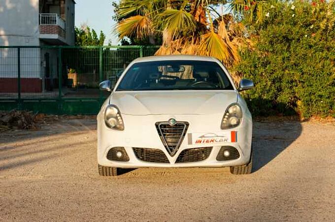 Alfa Romeo Giulietta ES - Ber5 2.0 JTDM 16V EU5, Distinctive, 2010 - 2013