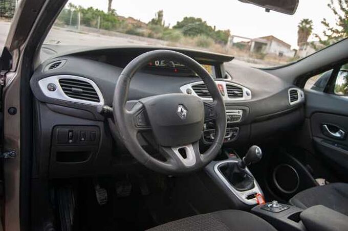 Renault Scenic ES - Mon5 1.5 dCi 105 EU4, Dynamique, 2009 - 2011