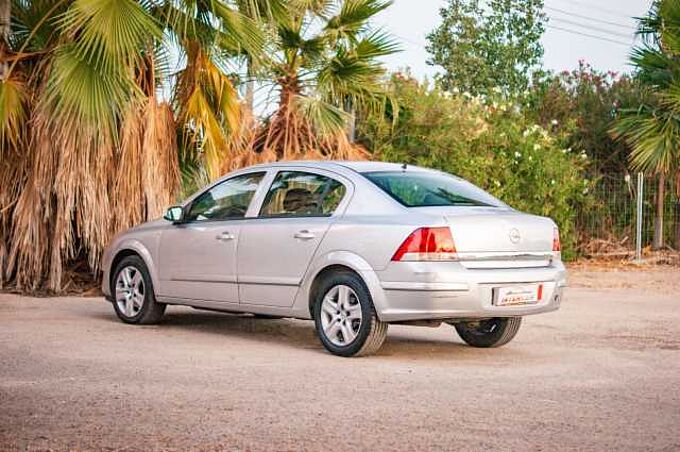 Opel Astra ES - Ber4 1.7 CDTi 100, Energy, (Facelift) 2008 - 2009