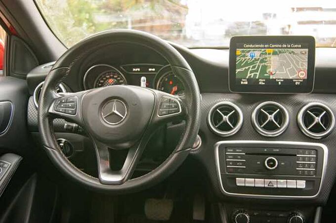 Mercedes-Benz A 2.2 D 135 7G