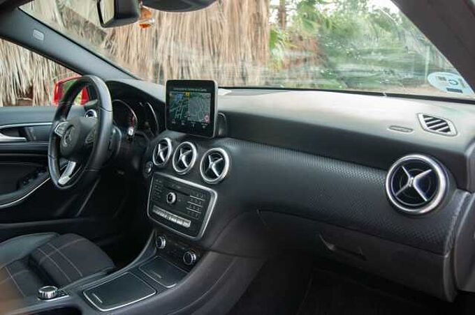 Mercedes-Benz A 2.2 D 135 7G