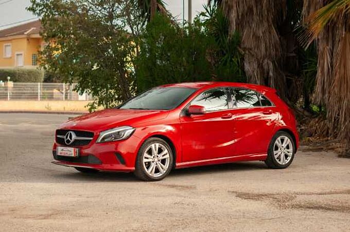 Mercedes-Benz A 2.2 D 135 7G