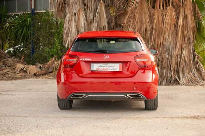 Mercedes-Benz A 2.2 D 135 7G