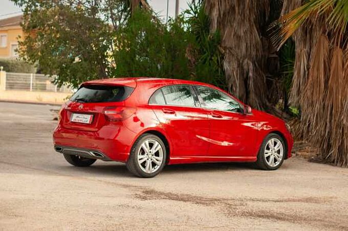 Mercedes-Benz A 2.2 D 135 7G