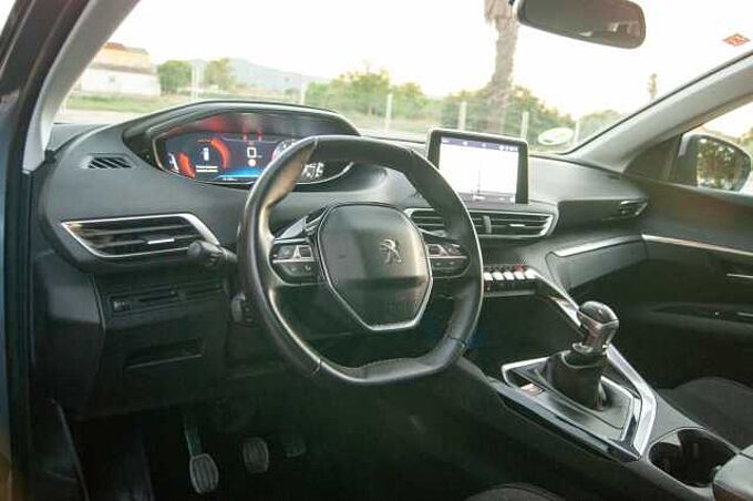 Peugeot 3008 130 active start stop