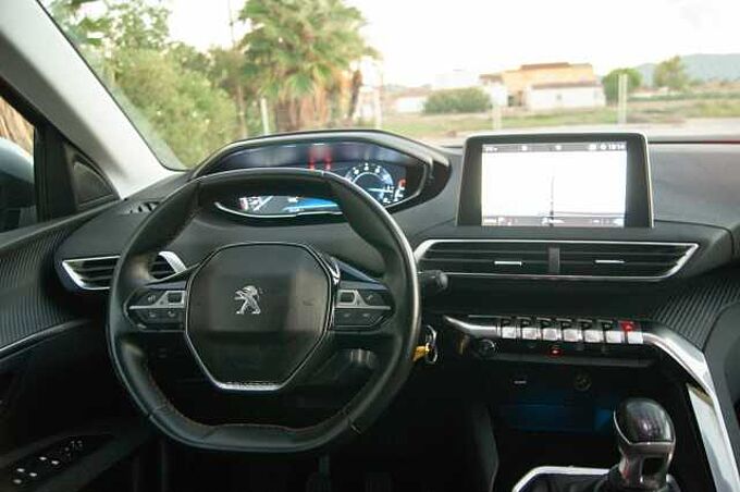 Peugeot 3008 130 active start stop