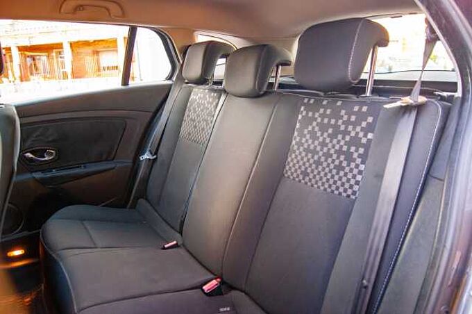 Renault Megane sport tourer 1.5 dci 110 energy business