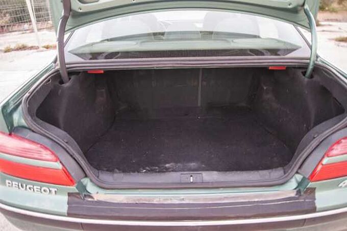 Peugeot 406 2.0 HDI 109