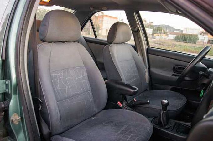 Peugeot 406 2.0 HDI 109