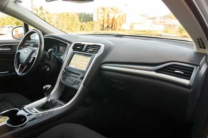 Ford Mondeo Sportbreak Diesel SB 1.5TDCI Trend 120 Trend