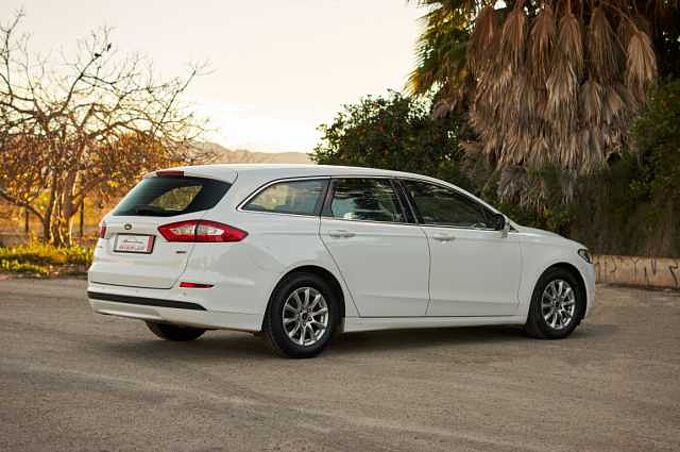 Ford Mondeo Sportbreak Diesel SB 1.5TDCI Trend 120 Trend