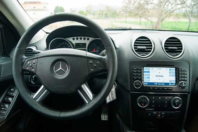 Mercedes-Benz Clase M W164 Diesel ML 280CDI Aut.