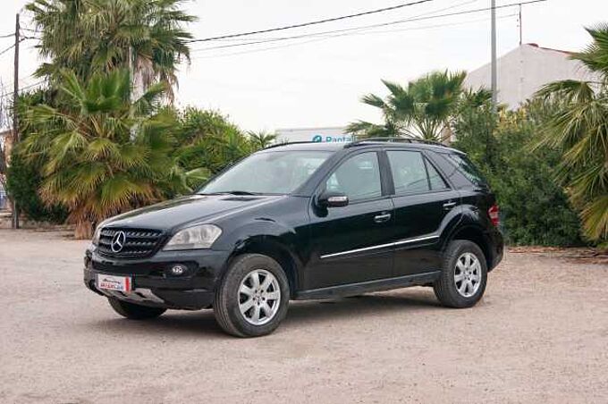 Mercedes-Benz Clase M W164 Diesel ML 280CDI Aut.