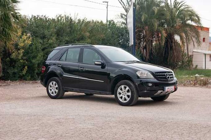 Mercedes-Benz Clase M W164 Diesel ML 280CDI Aut.