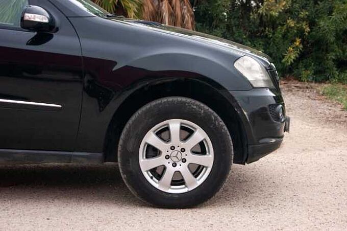 Mercedes-Benz Clase M W164 Diesel ML 280CDI Aut.