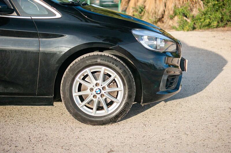 BMW Serie 2 ES - Mon5 216d EU6, Advantage, 2015 - 2018