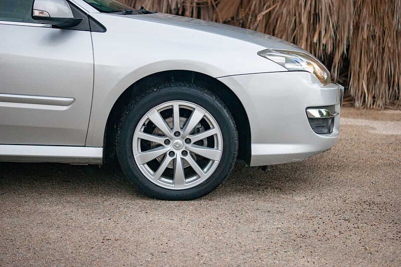 Renault Laguna 1.5 dci 110 dynamique tomtom