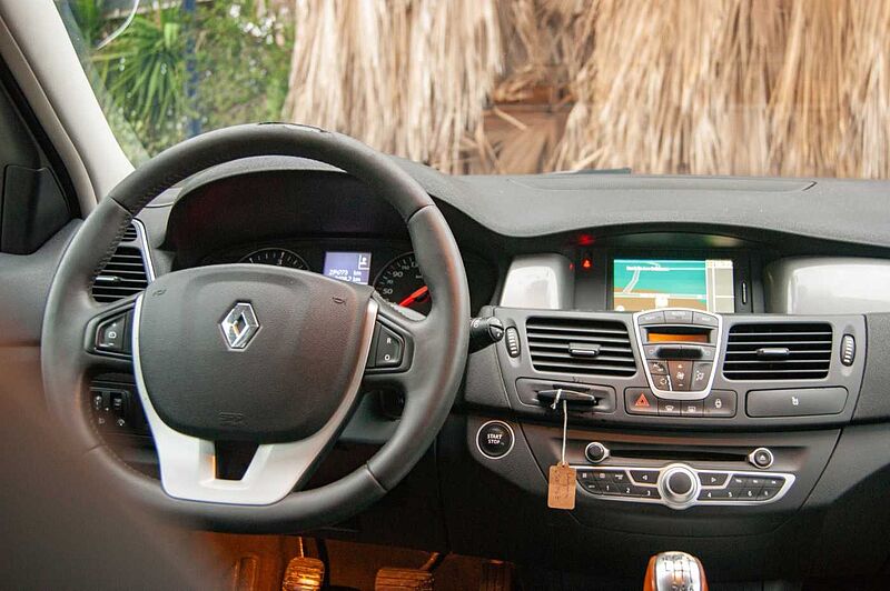 Renault Laguna 1.5 dci 110 dynamique tomtom