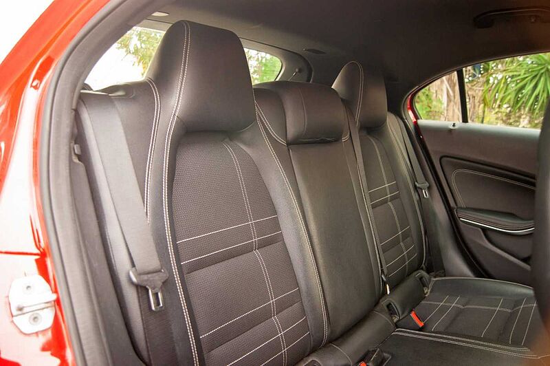 Mercedes-Benz A 2.2 D 135 7G