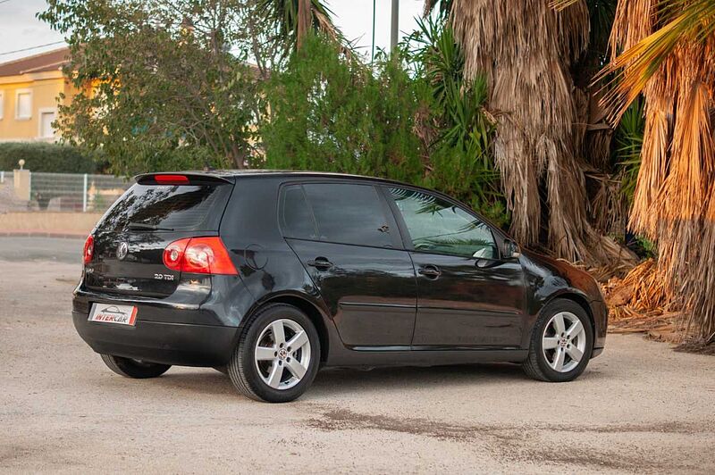 Volkswagen Golf 2.0 tdi 140 highline