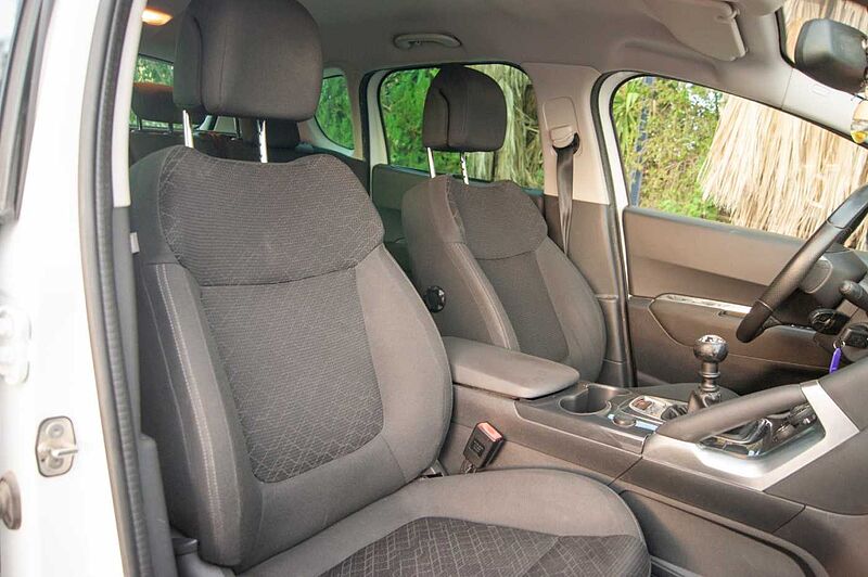 Peugeot 3008 1.2 PT 130 STYLE
