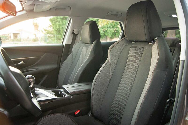 Peugeot 3008 130 active start stop