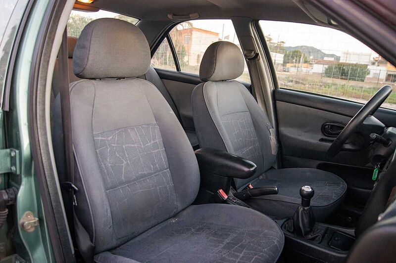 Peugeot 406 2.0 HDI 109